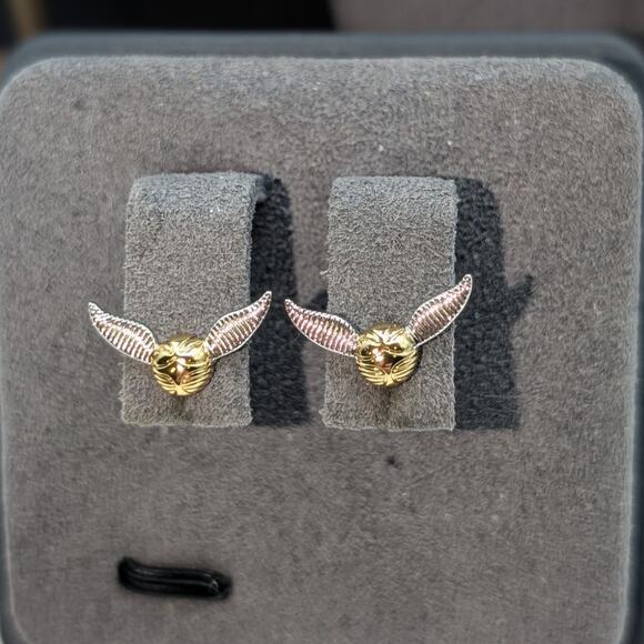 Harry Potter Gold & Silver Plated Stud Earrings Three Pairs - Picture 3 of 4